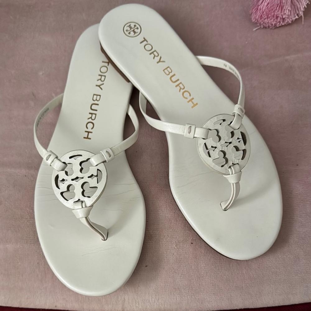 Tory Burch White Sandals with Signature Medallion